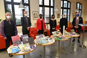 Übergabe sorbisches wendische Medienpaket c Foto M. Helbig